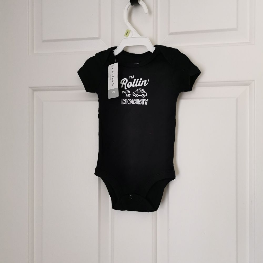 3/$20 BNWT Carter's onesie 3 m